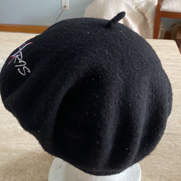 Black French beret wool PARIS Eiffel Tower France - Picture 15 of 16